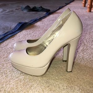 Guess nude platform heels